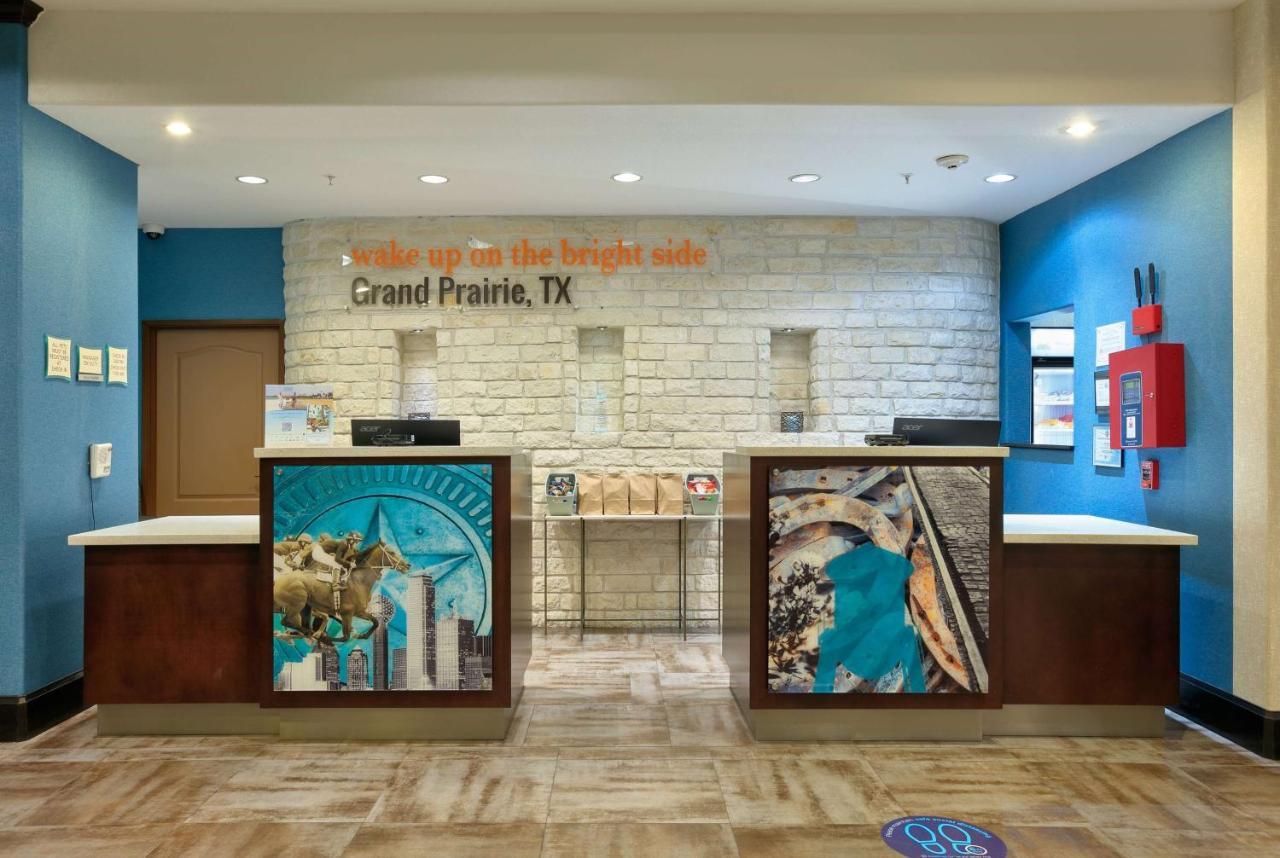 La Quinta By Wyndham Dallas Grand Prairie South Ξενοδοχείο Εξωτερικό φωτογραφία